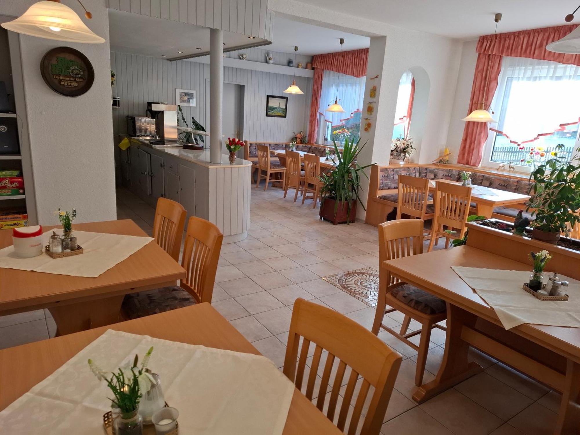 Pension Und Fewo Hohe Rhoen Gersfeld Bagian luar foto